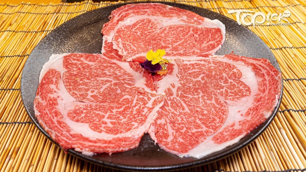 【美食速報】日本75年歷史黑樺牛牧場攻港 火鍋放題2小時歎8款A5黑樺和牛